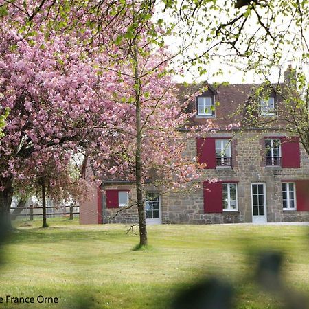 Villa Maison Normande Renovee Avec Grand Jardin, Ideale Pour Famille, Proche Lac Et Randonnees - Fr-1-497-143 Menil-Gondouin Exterior foto